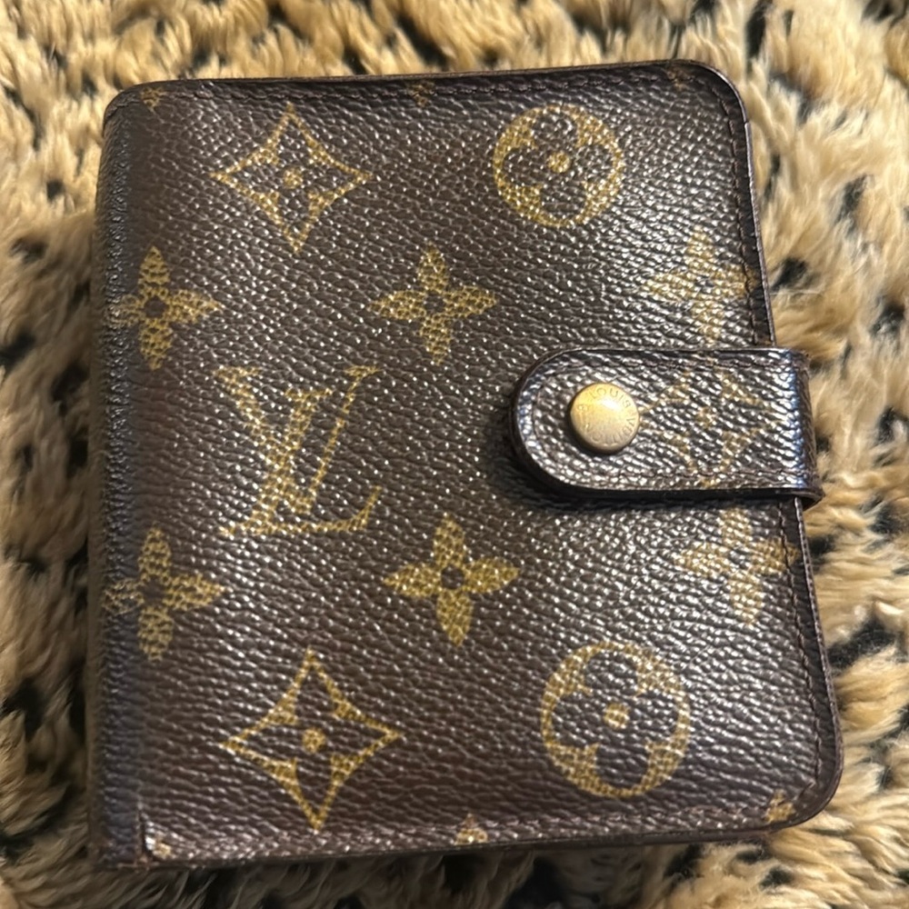 Louis Vuitton compact wallet